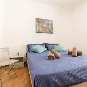 Apartamento Center - The House Of Travelers 
